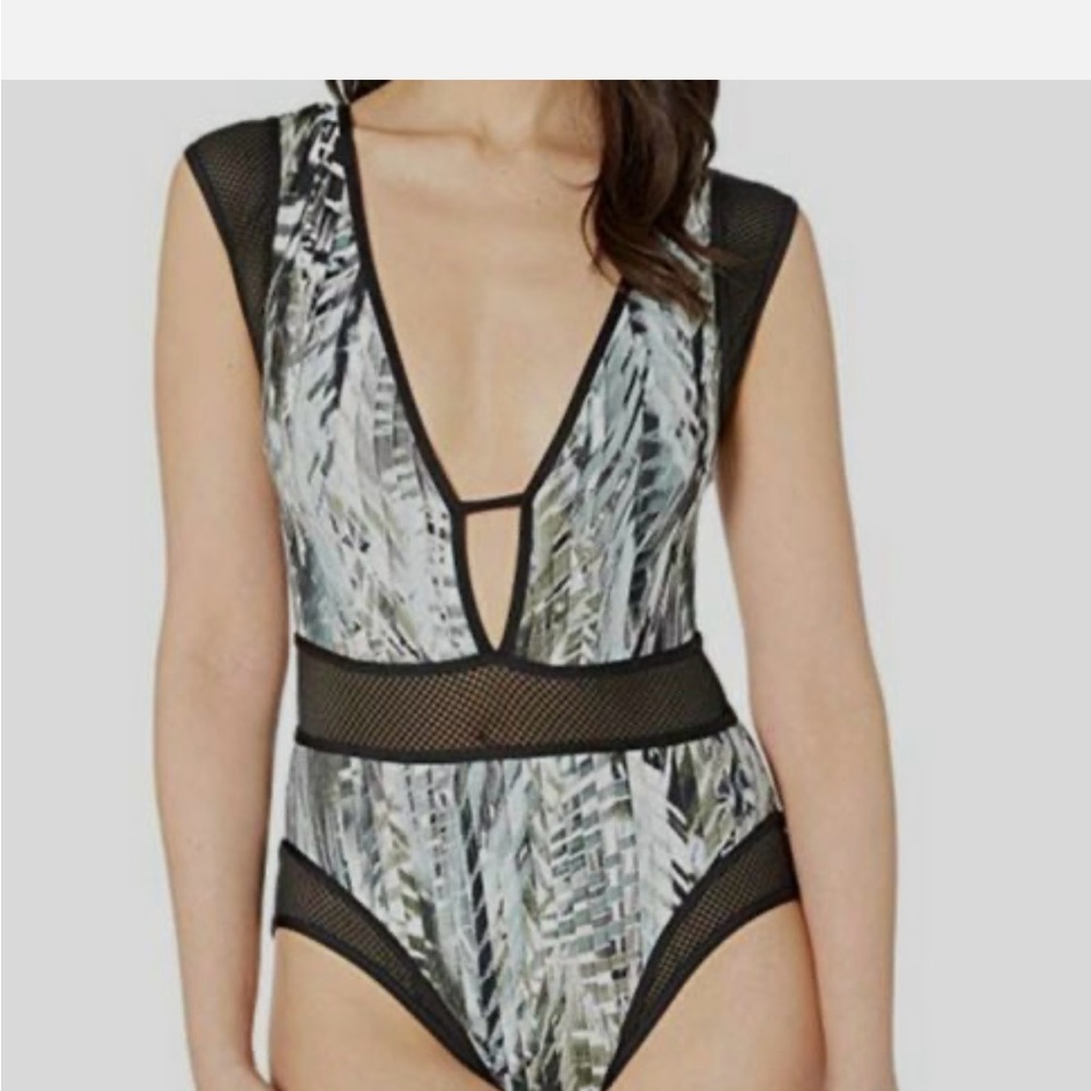 NWT Kenneth Cole Women’s Olive Gren & Black Mesh One Piece Swimsuit XL MSP $123